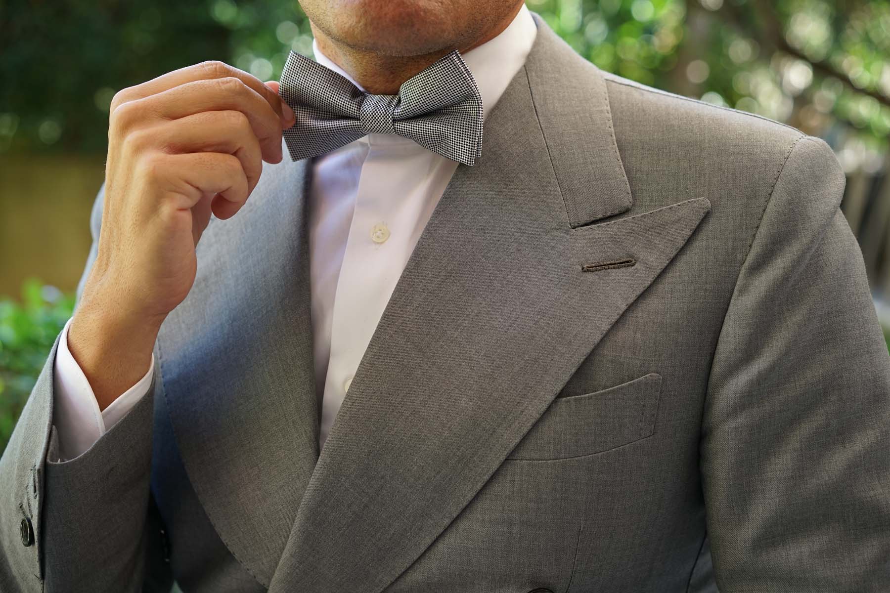 Black and White Small Dots Bow Tie - Image 5