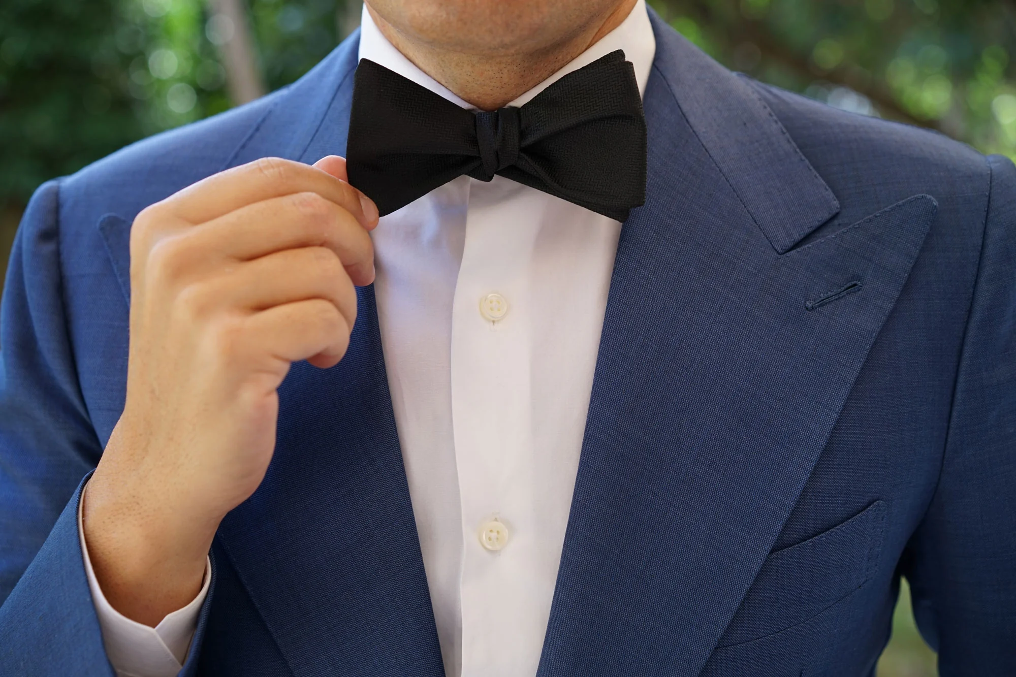 Black Diagonal Herringbone Self Bow Tie - Image 7