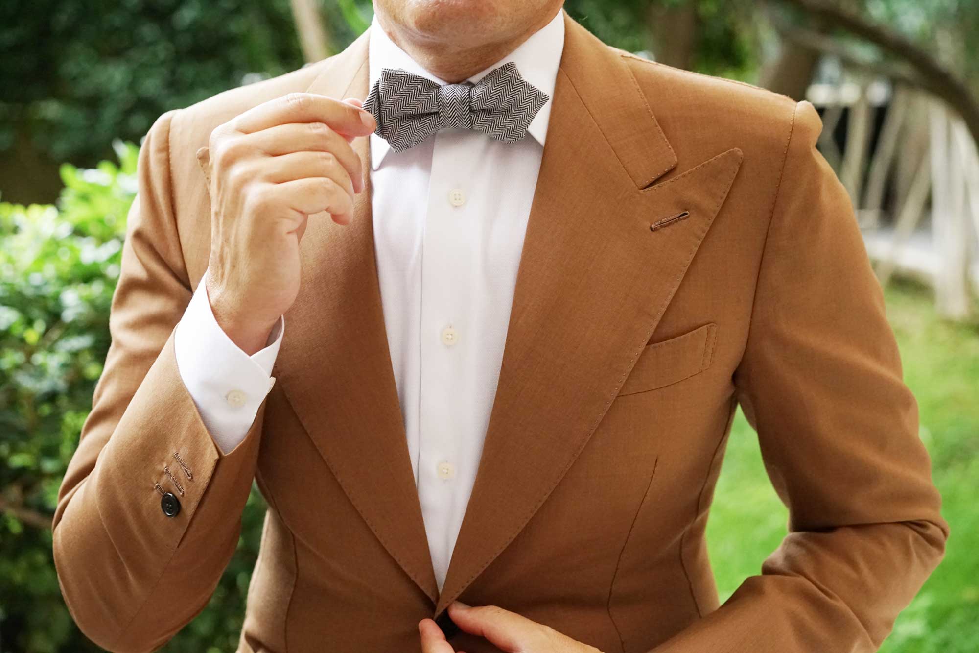 Black Herringbone Linen Diamond Bow Tie - Image 6