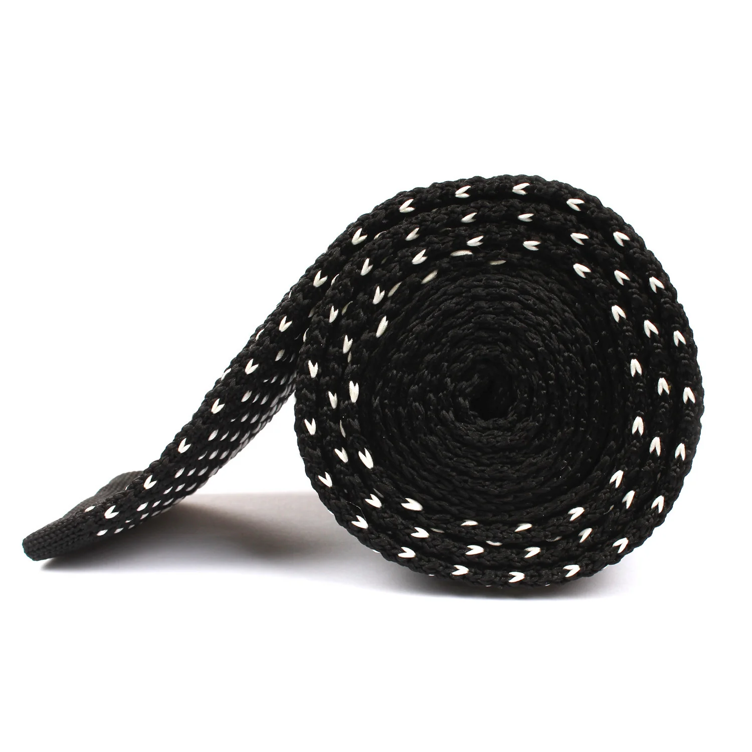Black & White Pattern Knitted Tie - Image 3