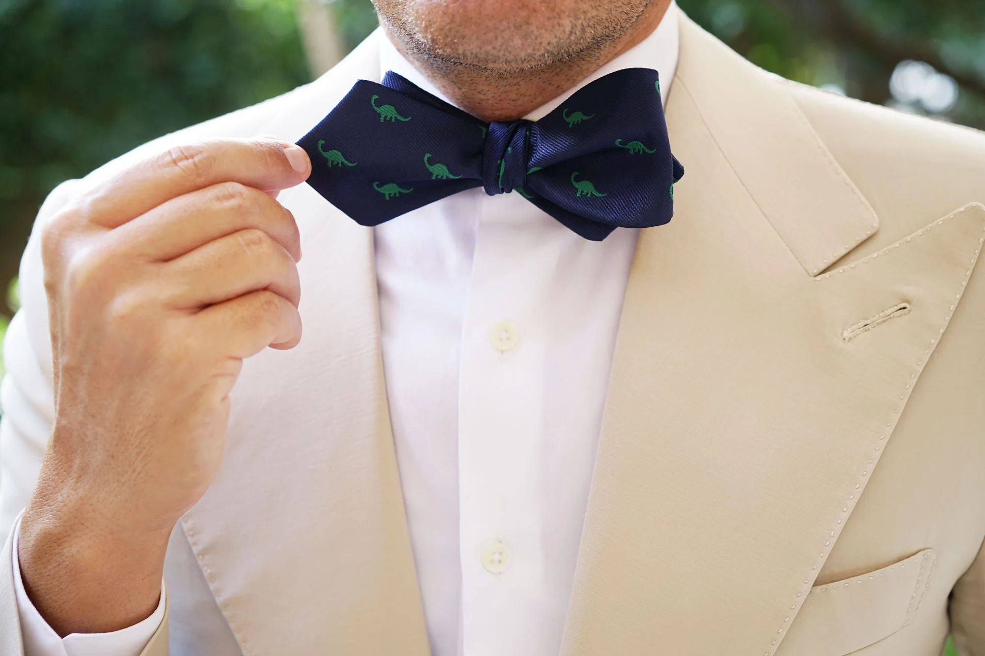 Brontosaurus Dinosaur Diamond Self Bow Tie - Image 9