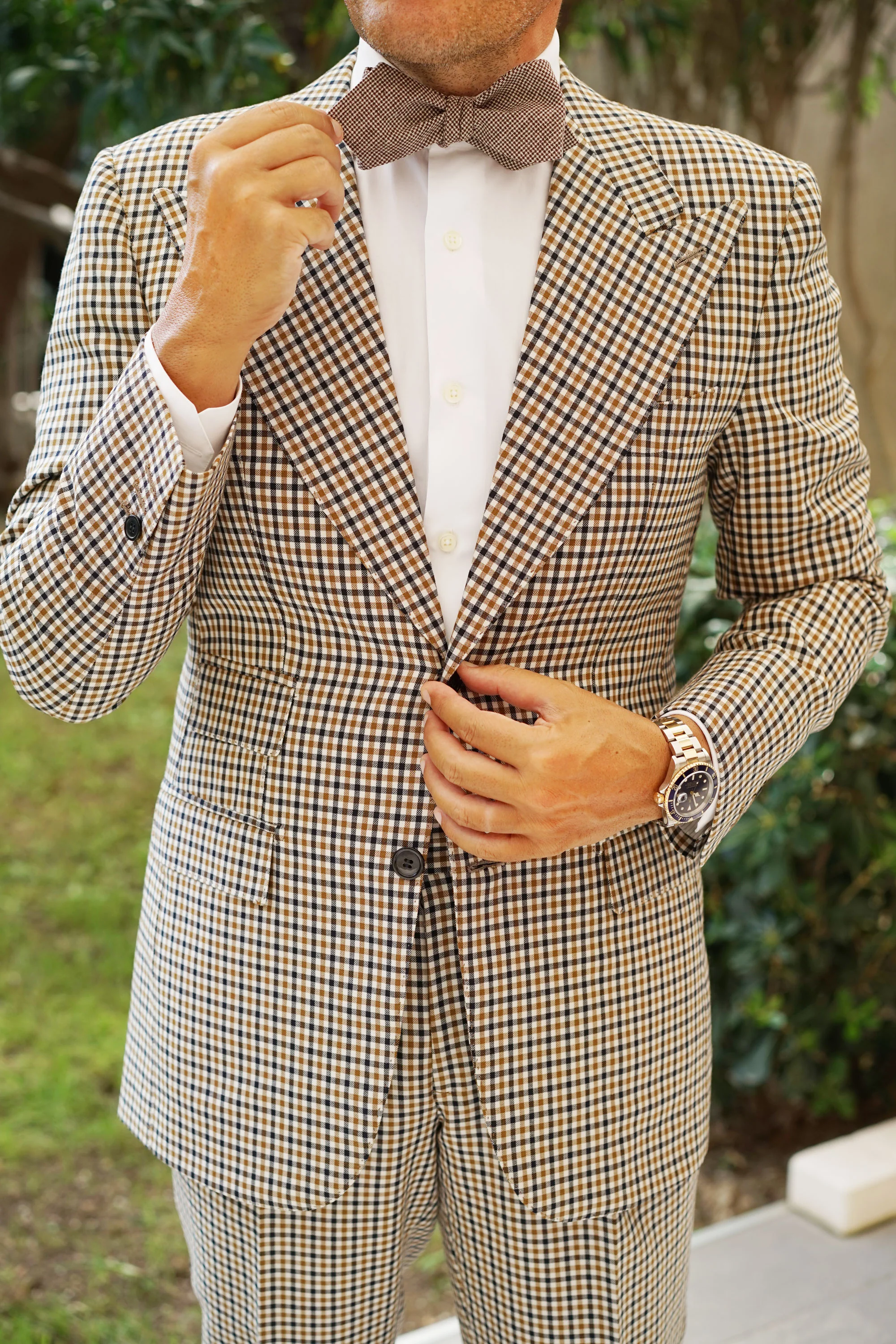Brown Houndstooth Linen Self Tie Diamond Tip Bow Tie - Image 7