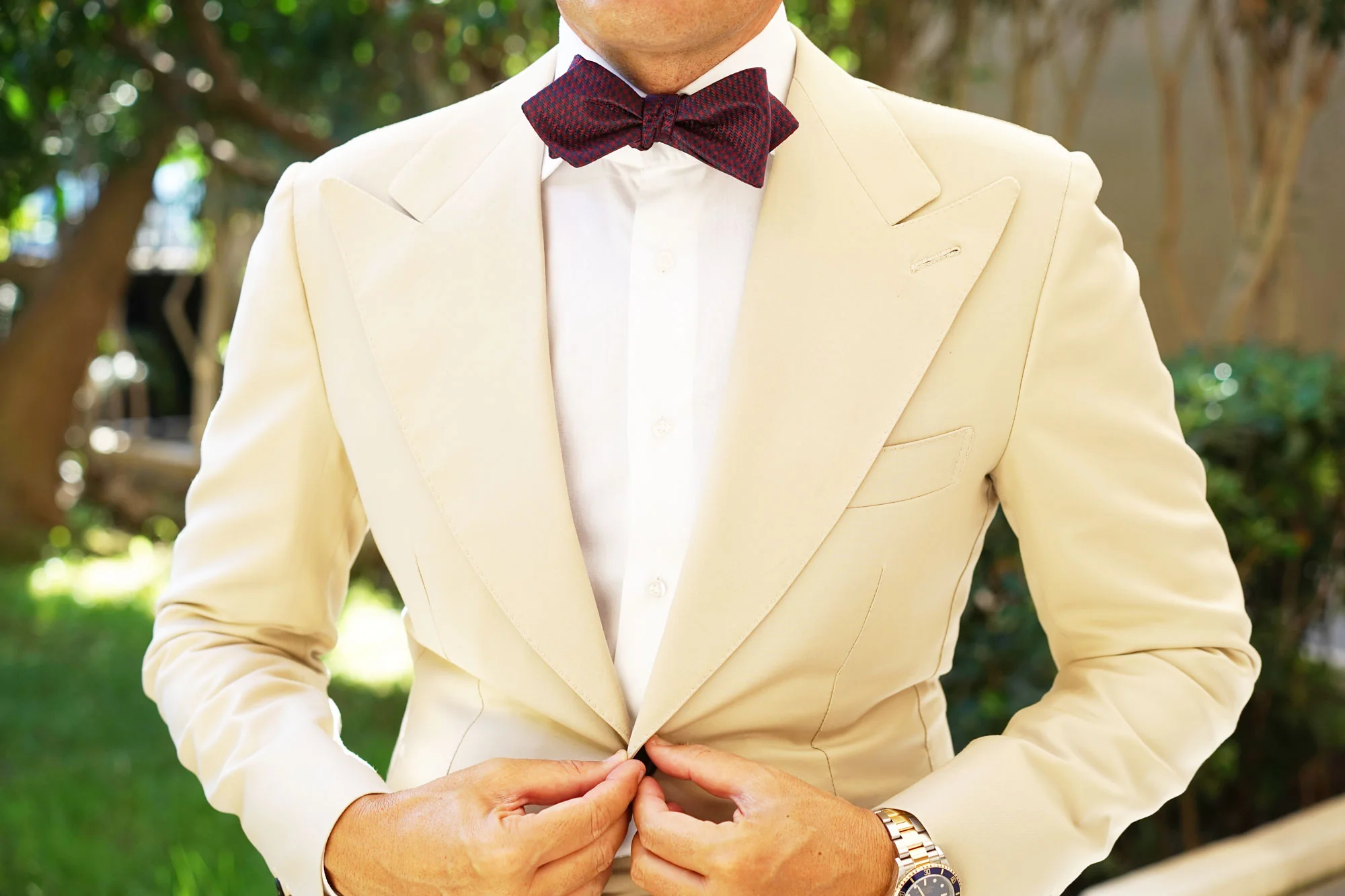 Burgundy Houndstooth Diamond Self Bow Tie - Image 4