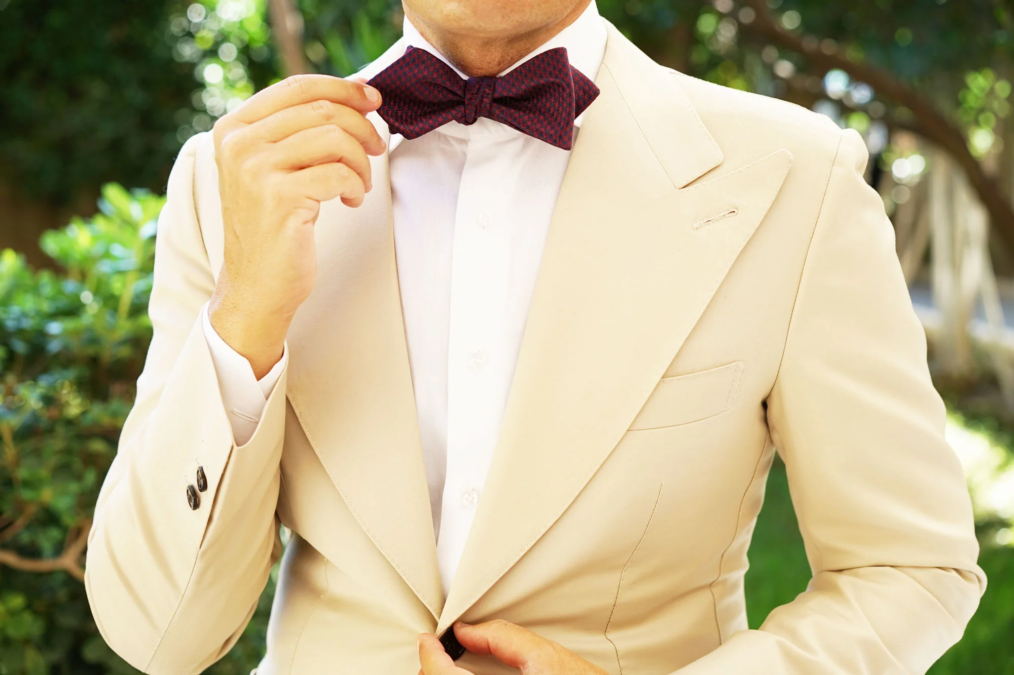 Burgundy Houndstooth Diamond Self Bow Tie - Image 8
