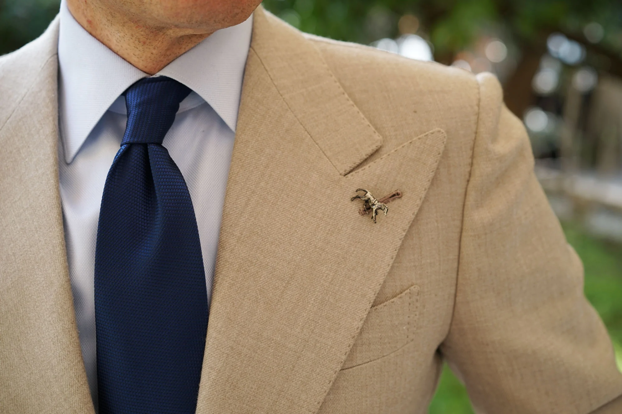 California Chrome Racehorse Lapel Pin - Image 8