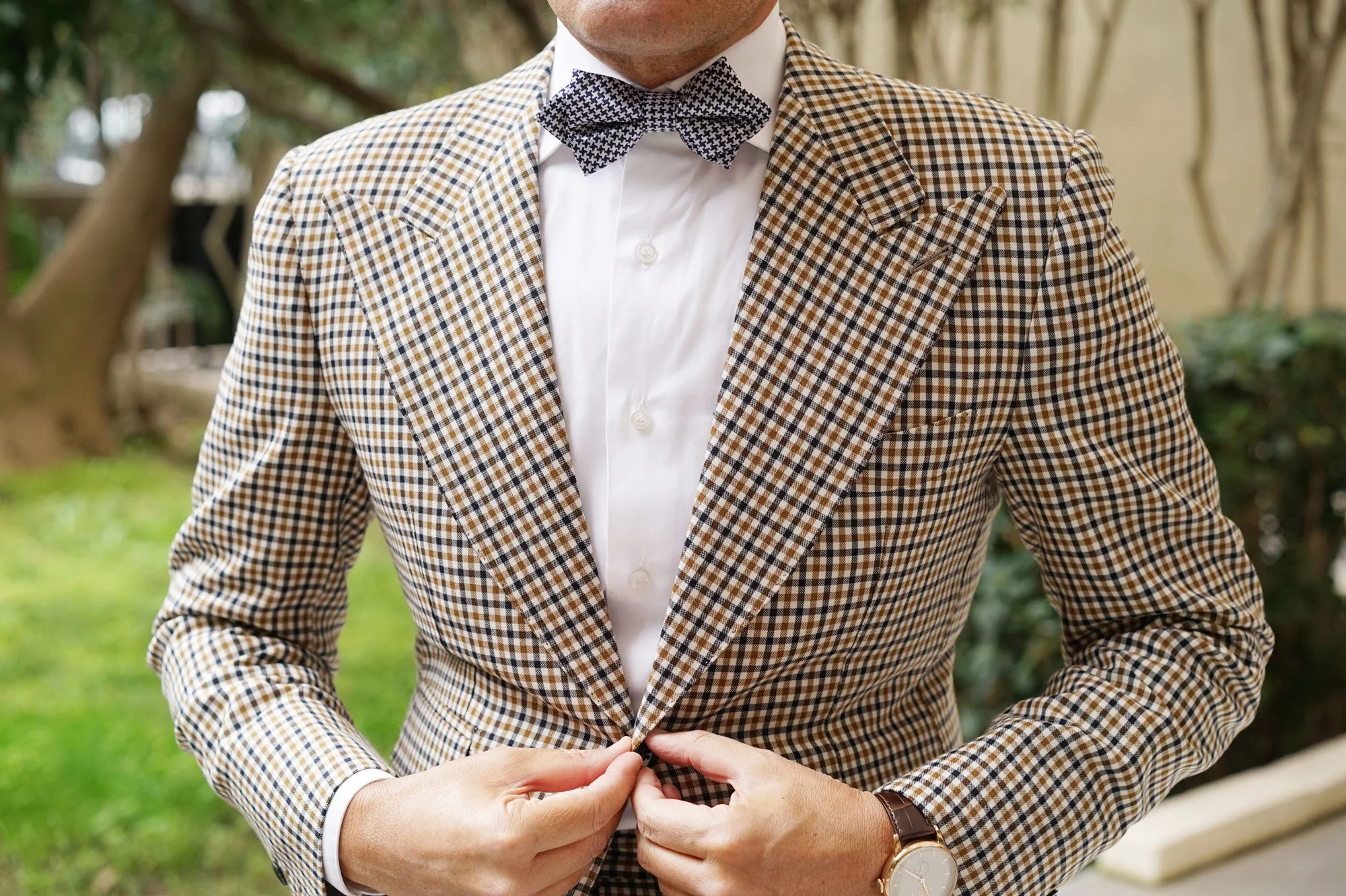 Deep Blue Houndstooth Diamond Bow Tie - Image 6