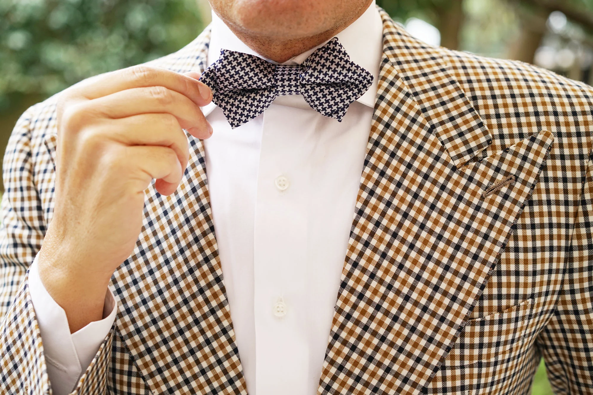 Deep Blue Houndstooth Diamond Bow Tie - Image 7