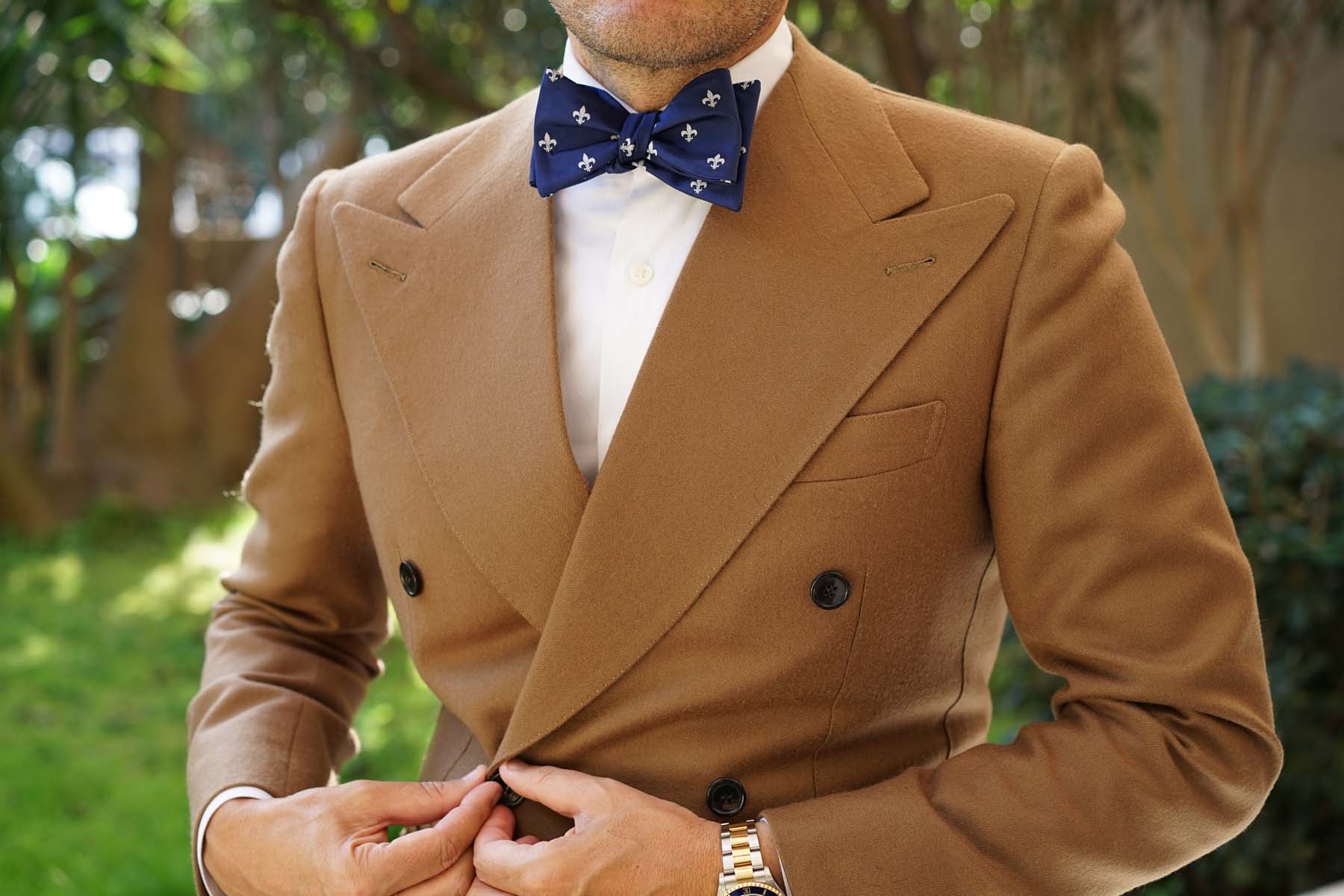 Fleur De Lis Self Bow Tie - Image 4