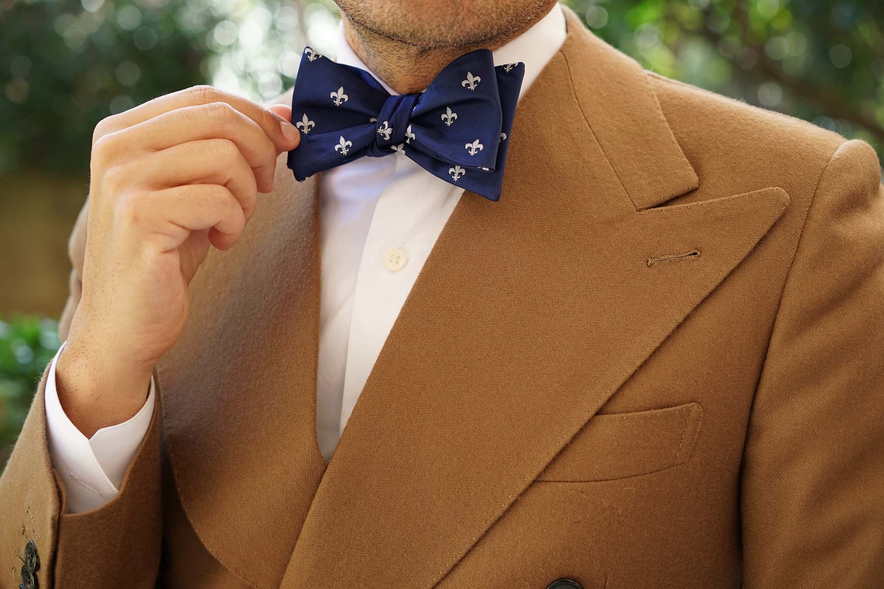 Fleur De Lis Self Bow Tie - Image 6
