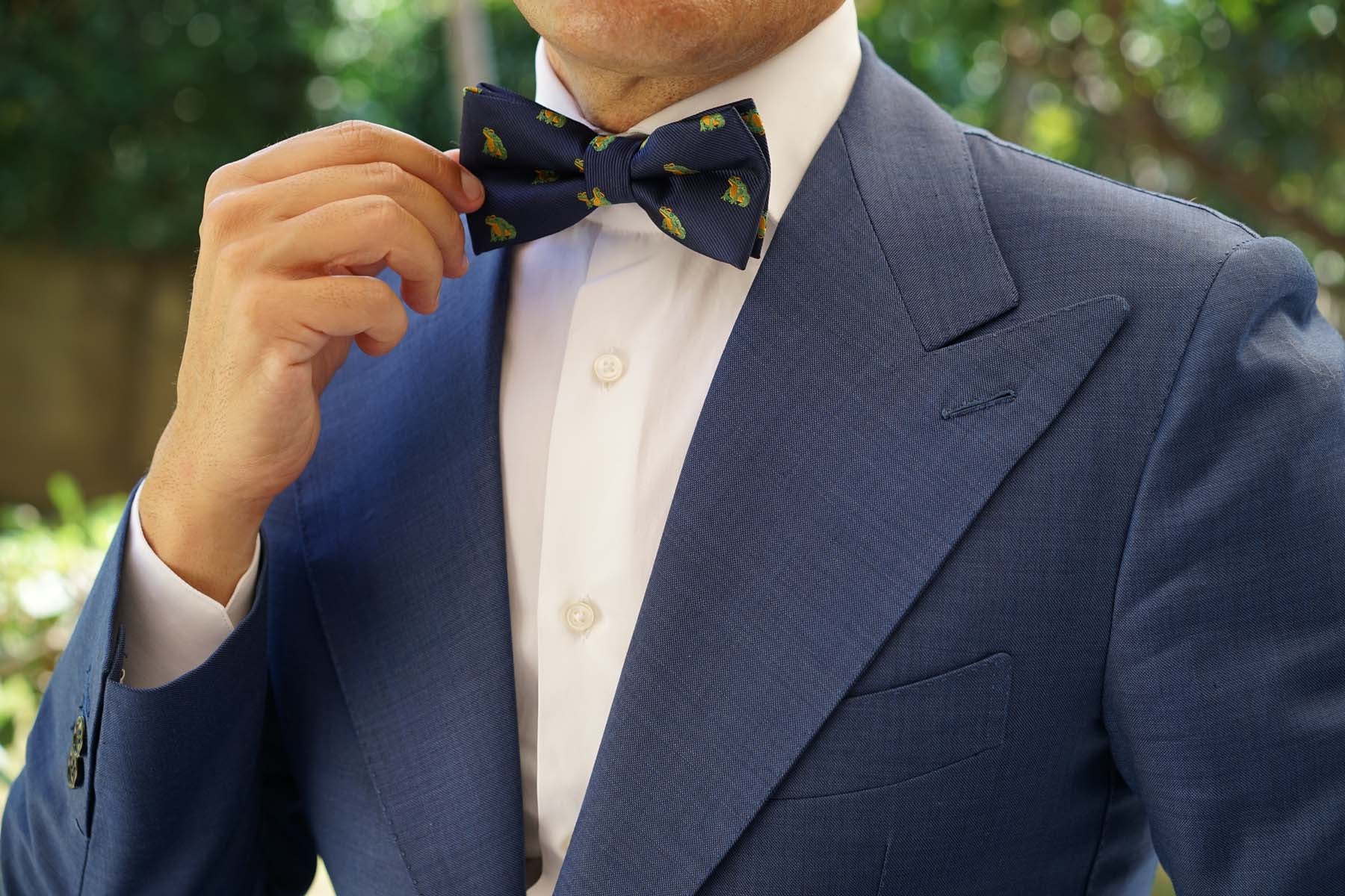 Gero Gero Frog Bow Tie - Image 5