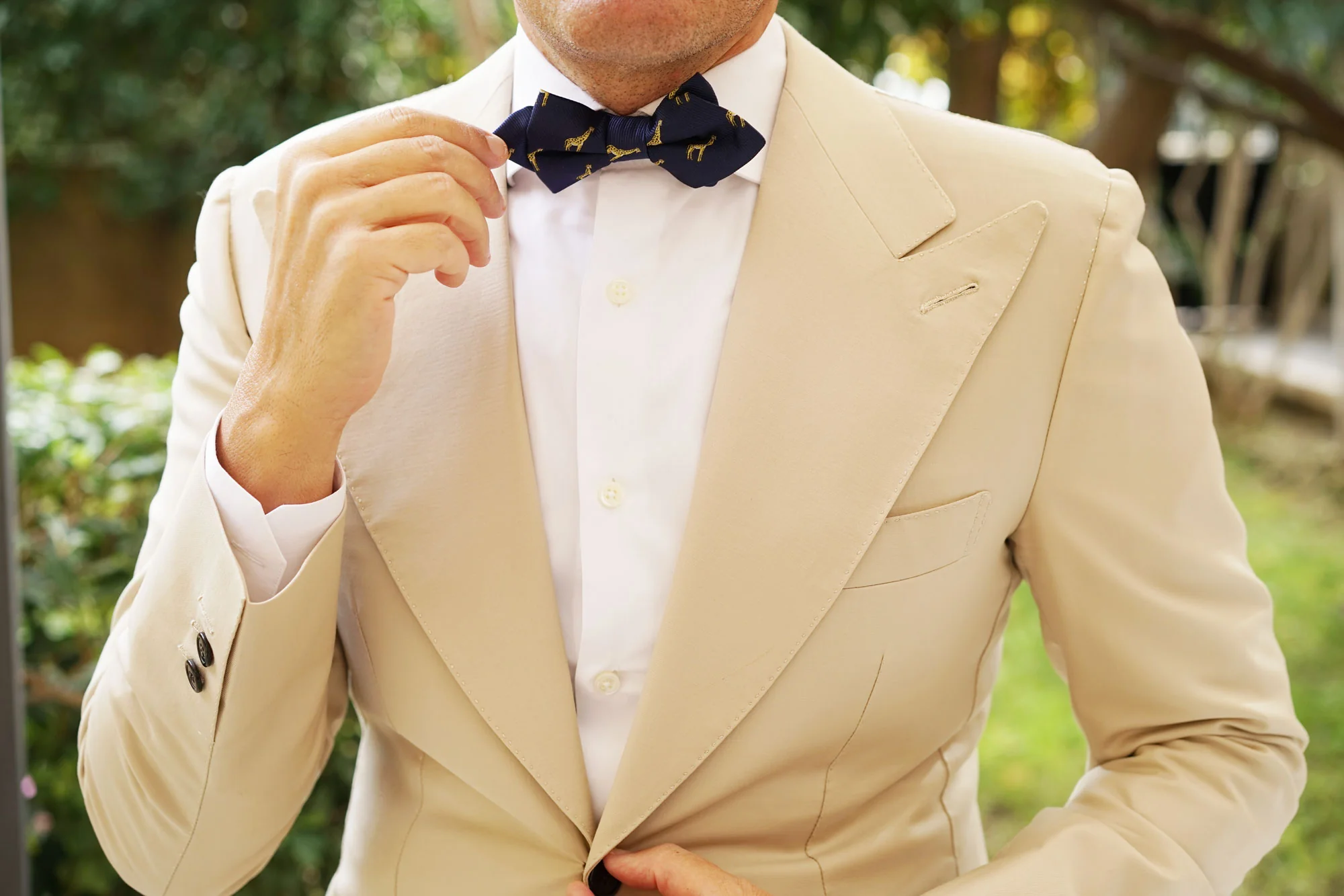 Giraffe Diamond Bow Tie - Image 8