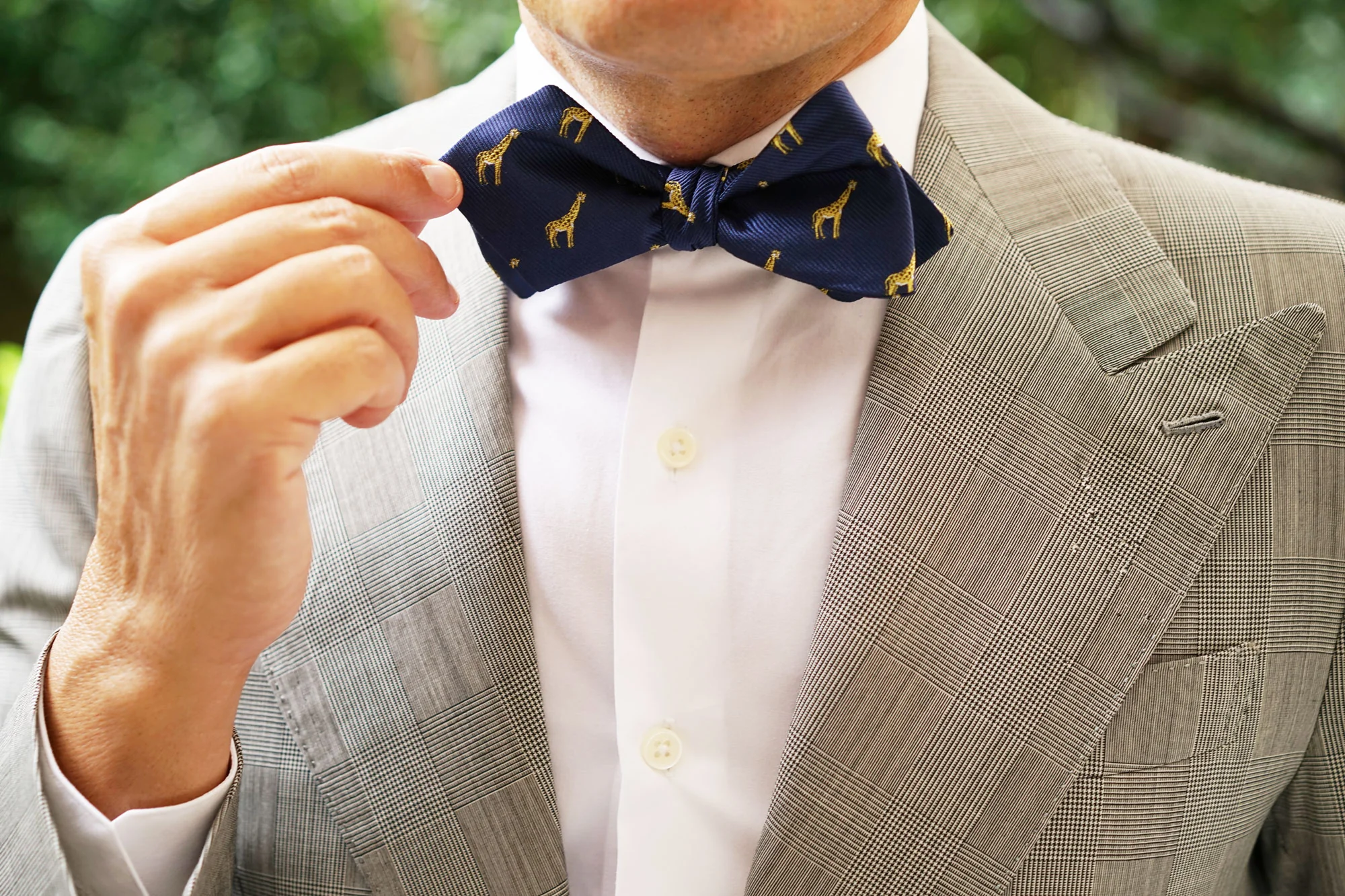 Giraffe Diamond Self Bow Tie - Image 9