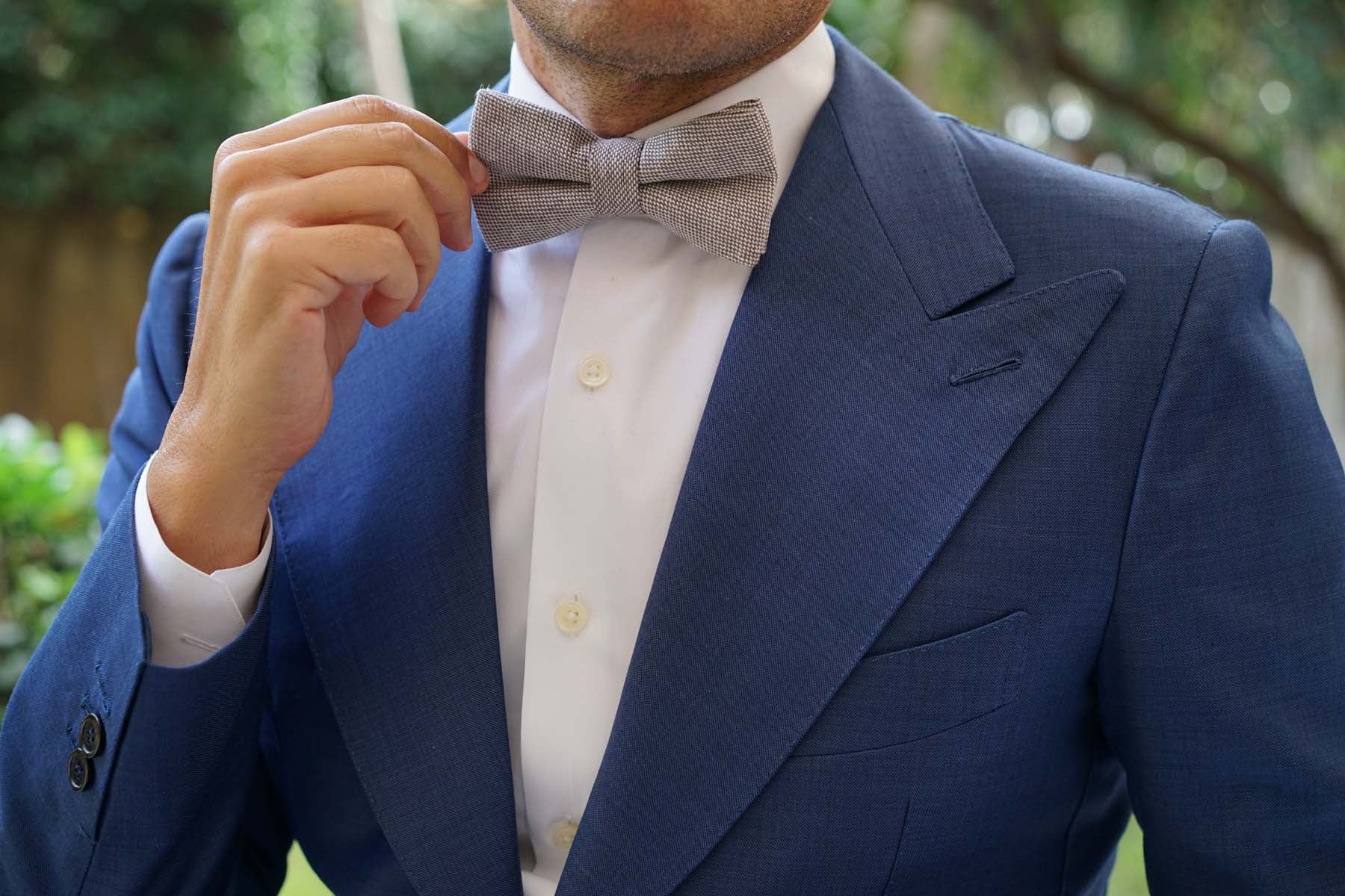 Greyjoy Sharkin Linen Bow Tie - Image 3