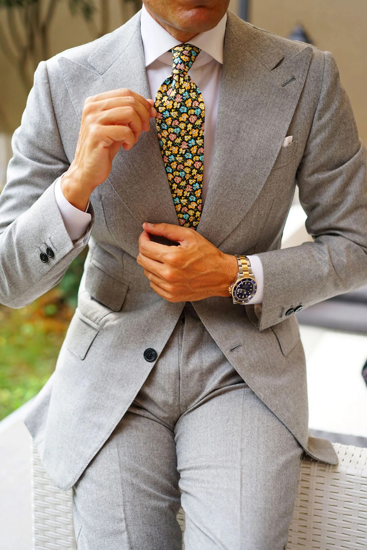Huelva Yellow Floral Necktie - Image 5