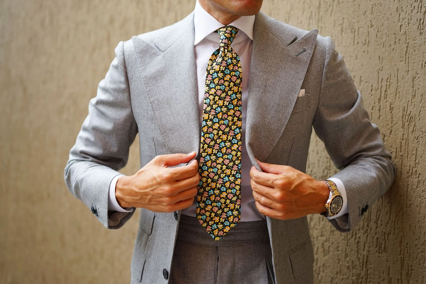 Huelva Yellow Floral Necktie - Image 9