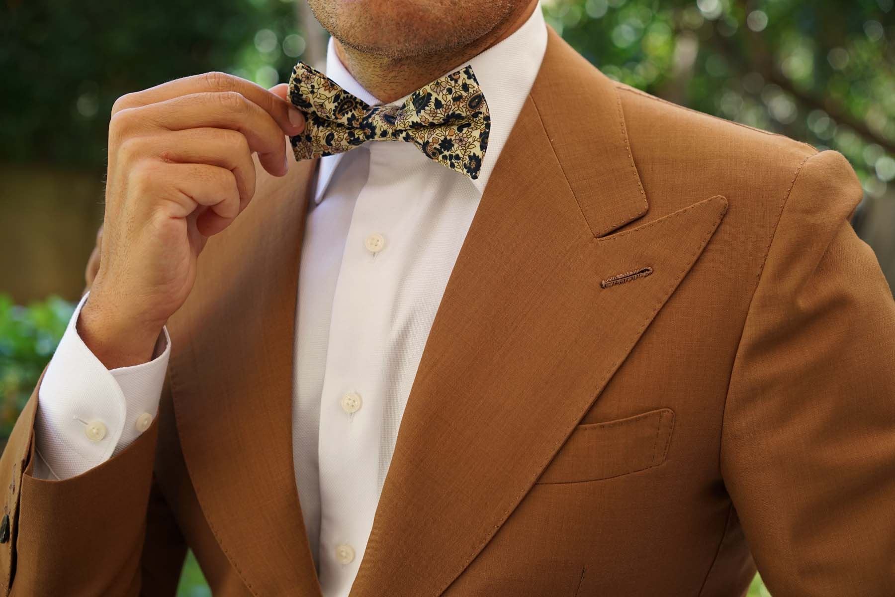 Keukenhof Floral Bow Tie - Image 5