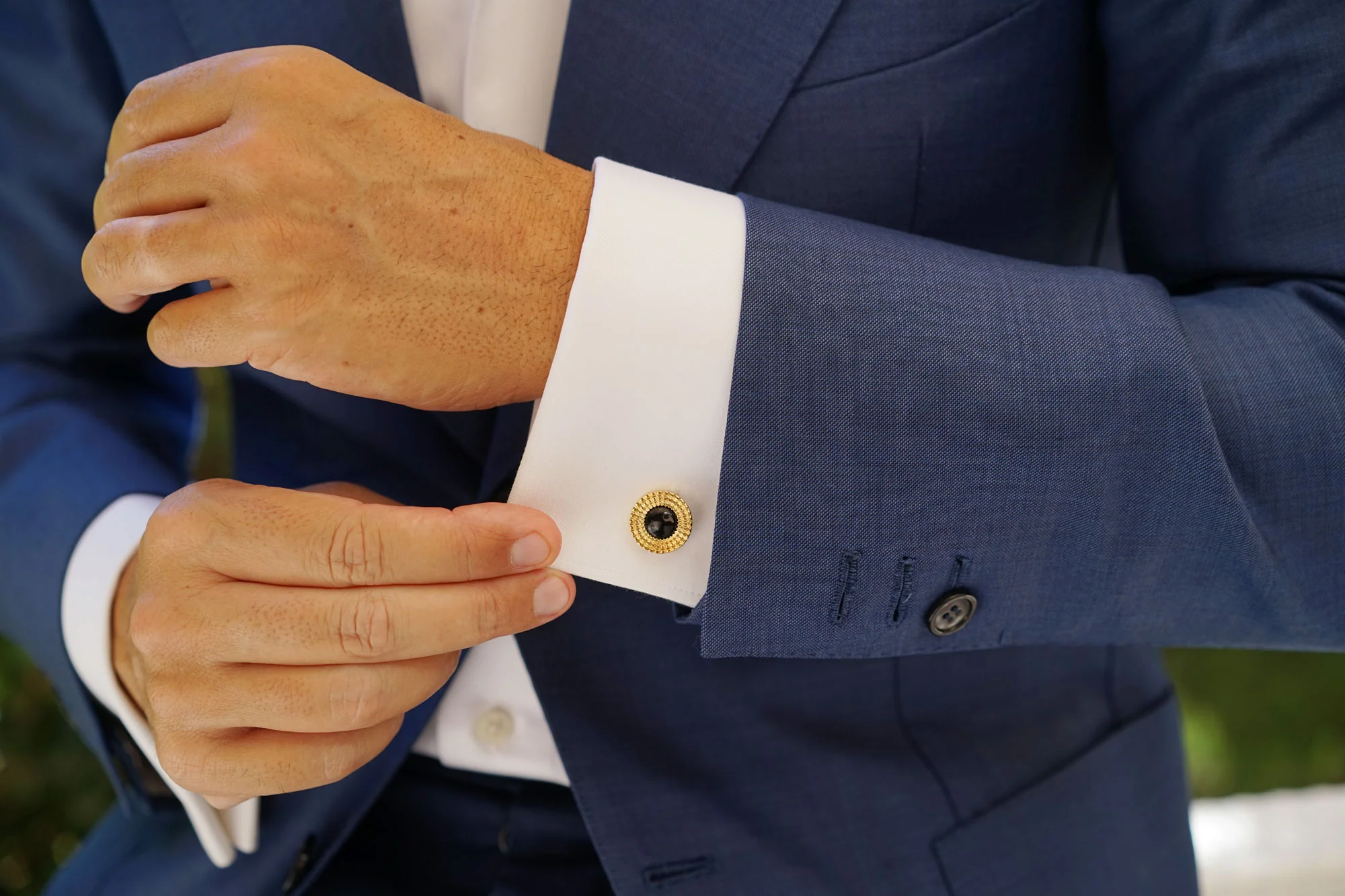 King Midas Gold Black Stone Cufflinks - Image 5