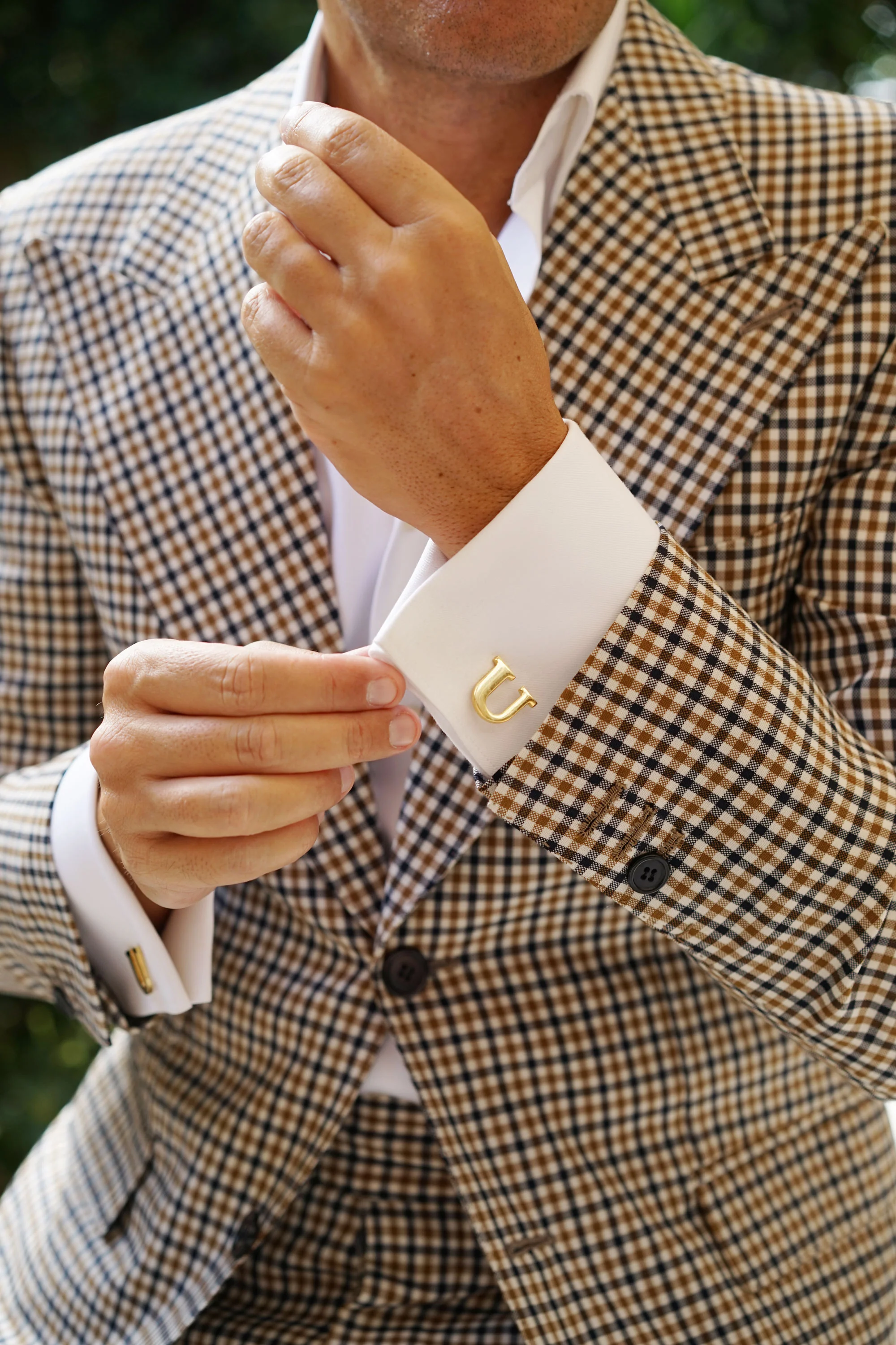 Letter U Gold Cufflinks - Image 5