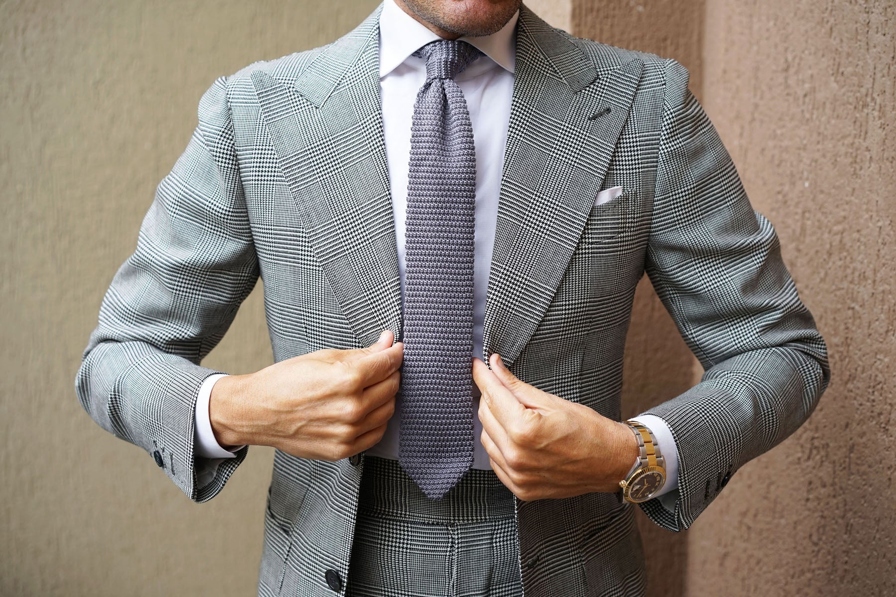 Light Grey Pointed Knitted Tie - Image 6
