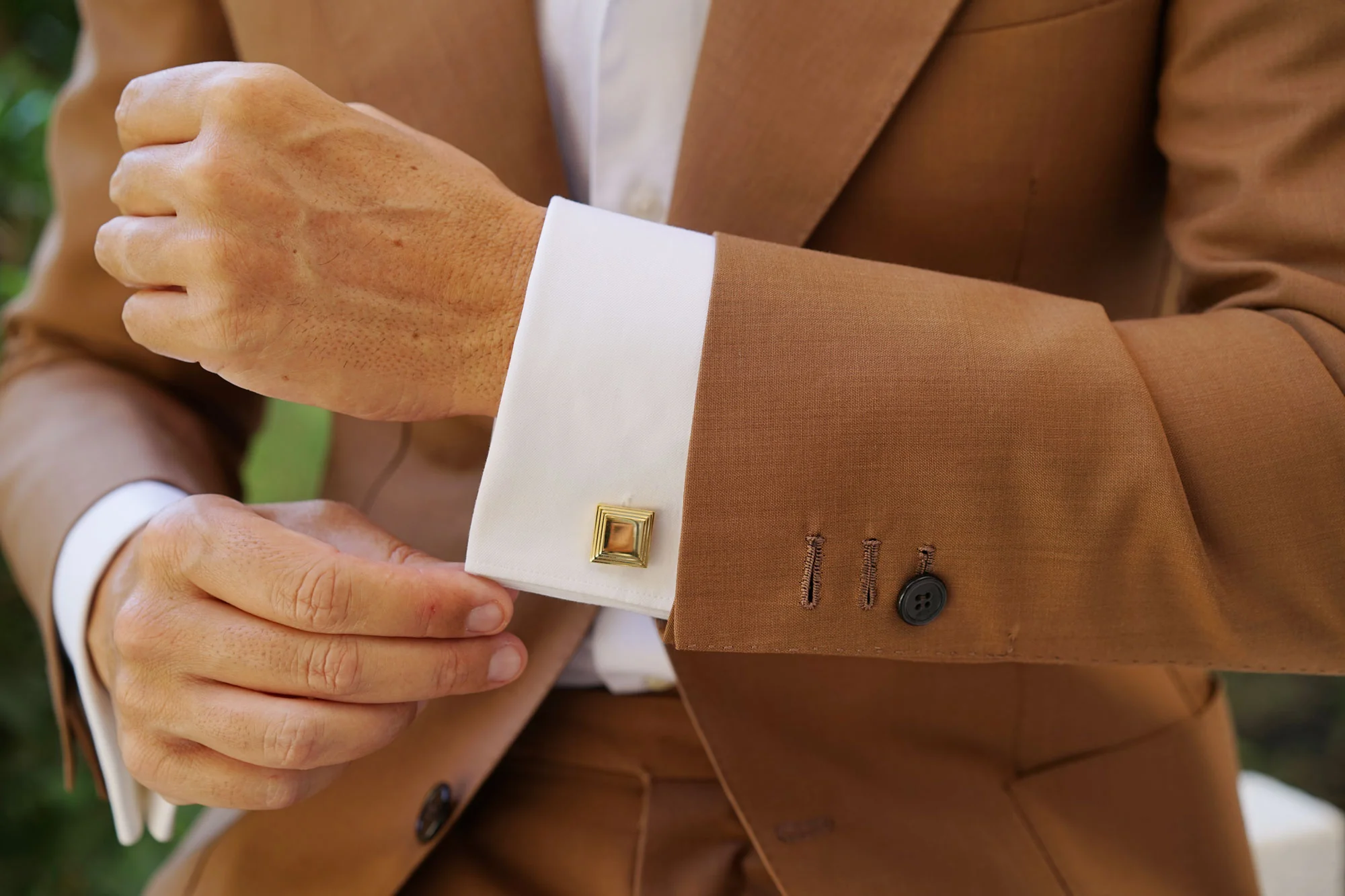 Macau Gold Square Cufflinks - Image 7
