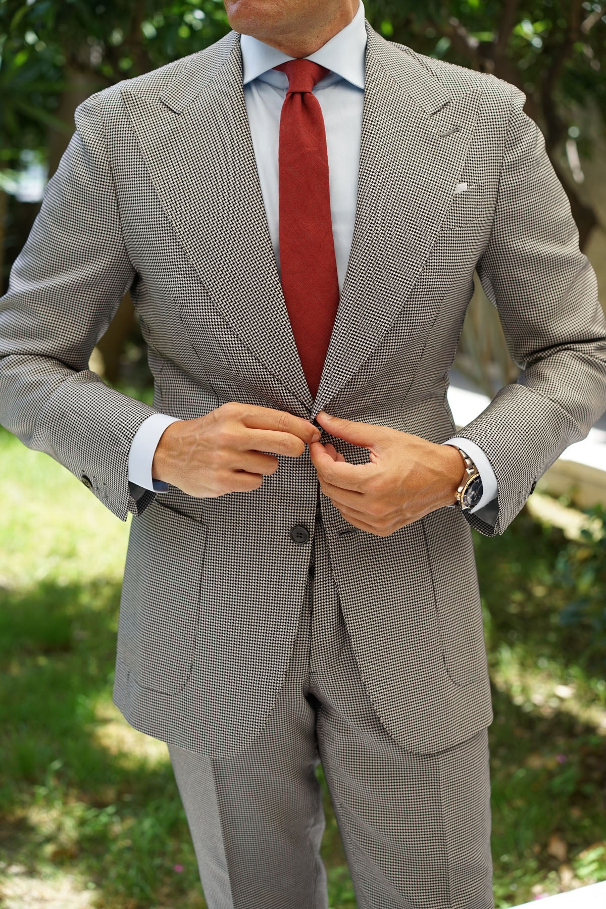 Maroon Slub Linen Skinny Tie - Image 8