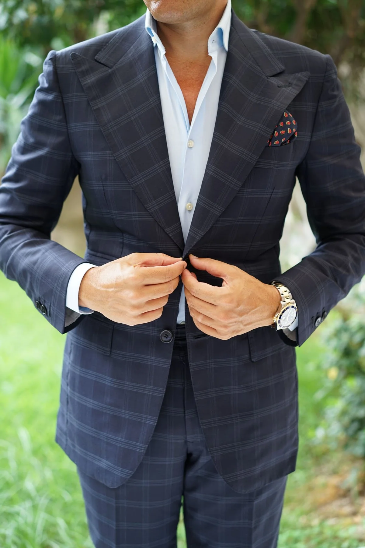 Milano Navy Blue Paisley Pocket Square - Image 4