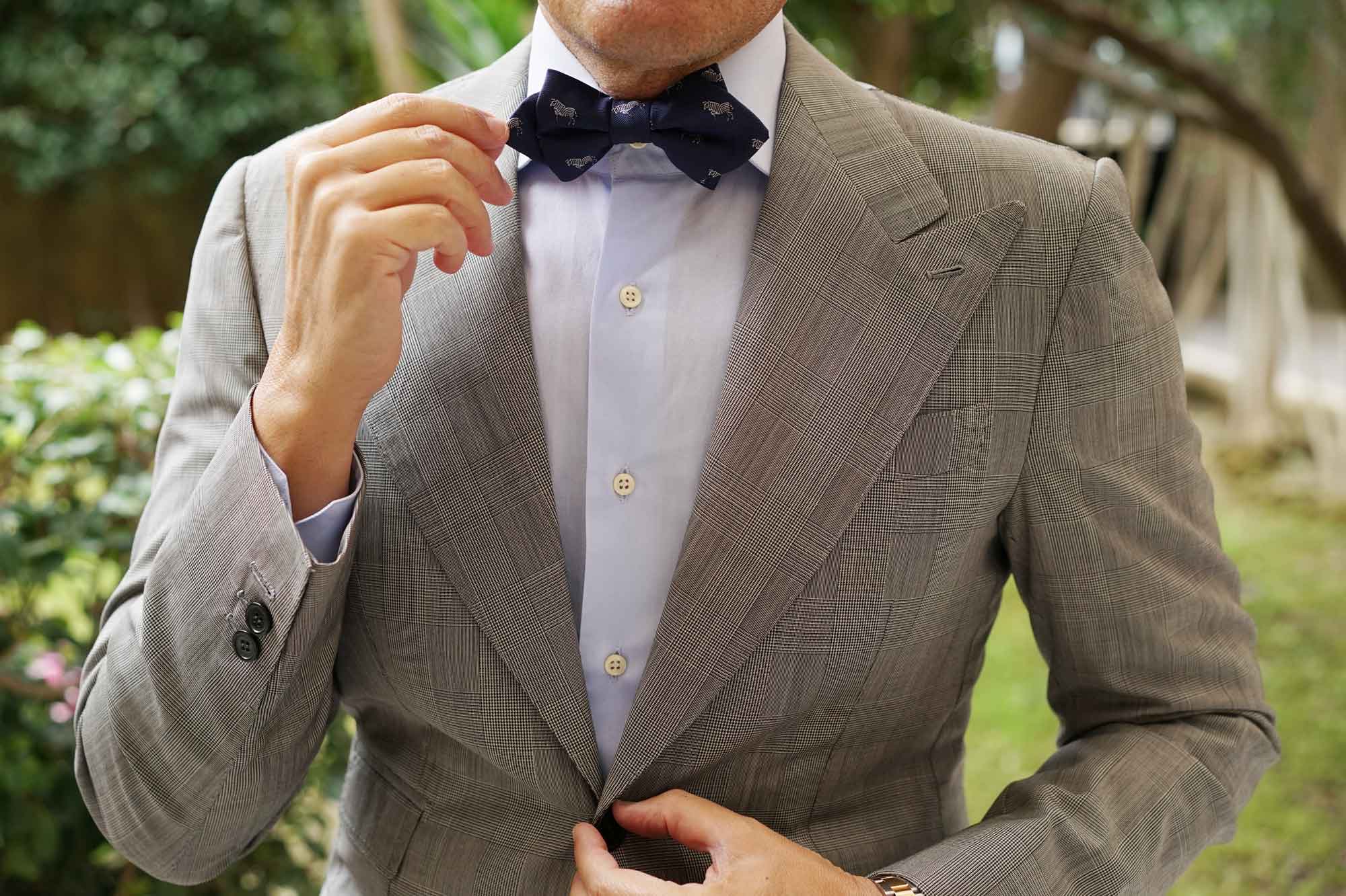 Navy Blue Zebra Diamond Bow Tie - Image 7