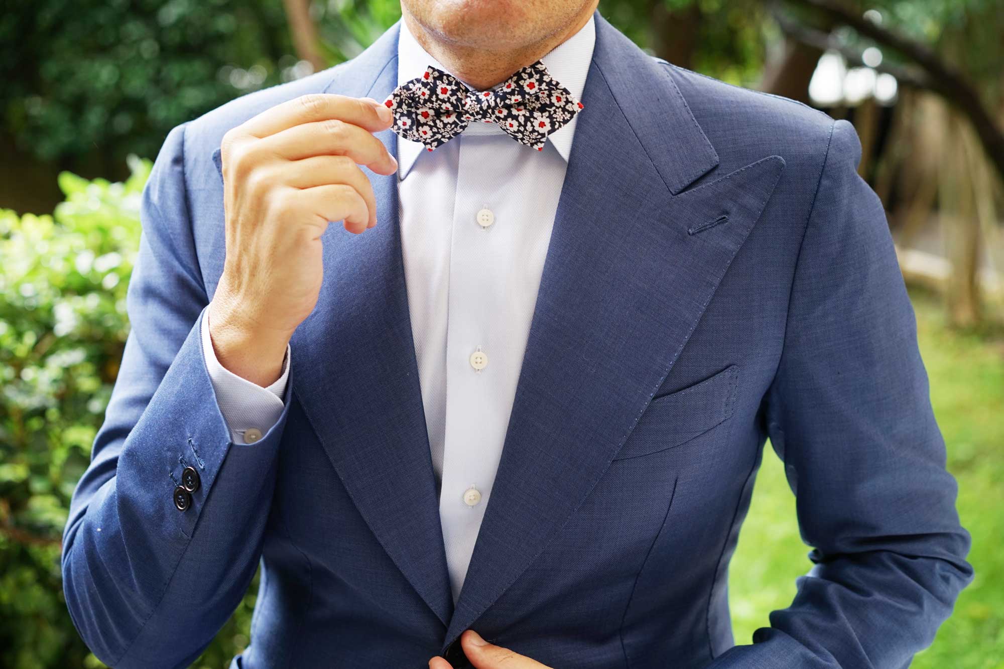 New York Navy Floral Diamond Bow Tie - Image 7