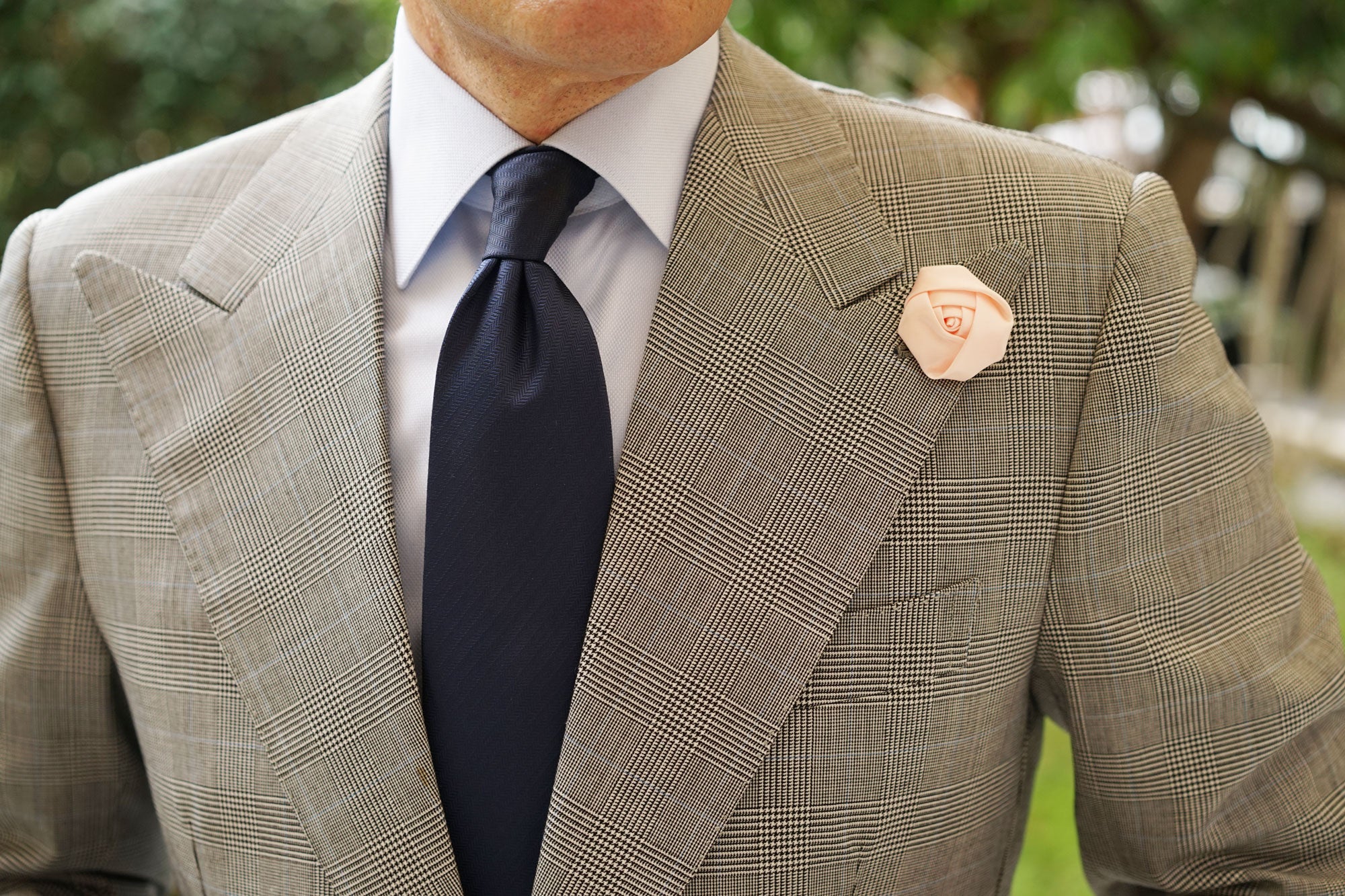 Peach Satin Rose Lapel Pin - Image 9