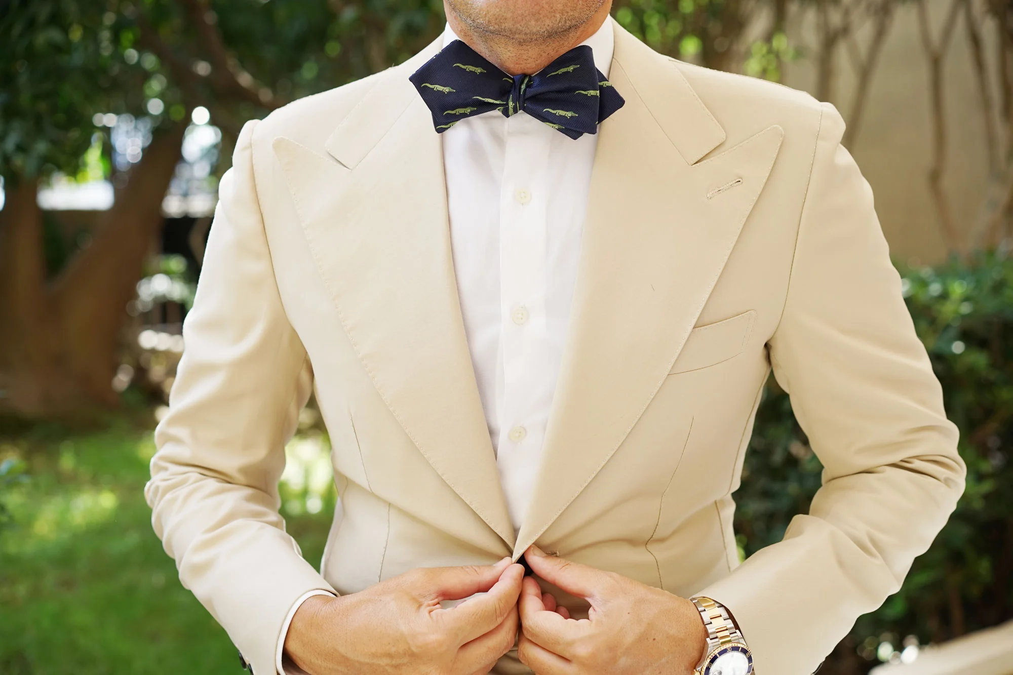 Saltwater Crocodile Diamond Self Bow Tie - Image 4