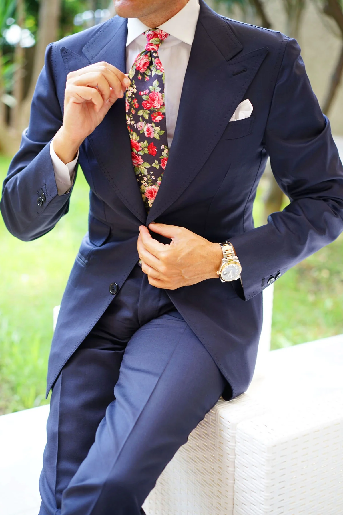 Santorini Pink Roses Necktie - Image 13