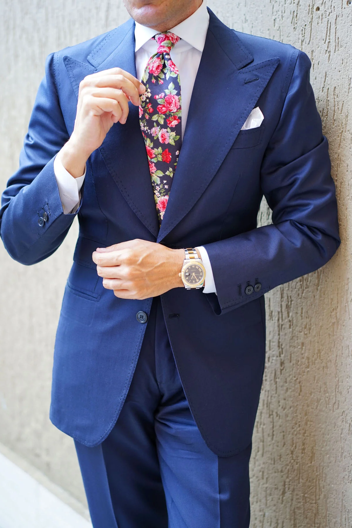 Santorini Pink Roses Necktie - Image 7