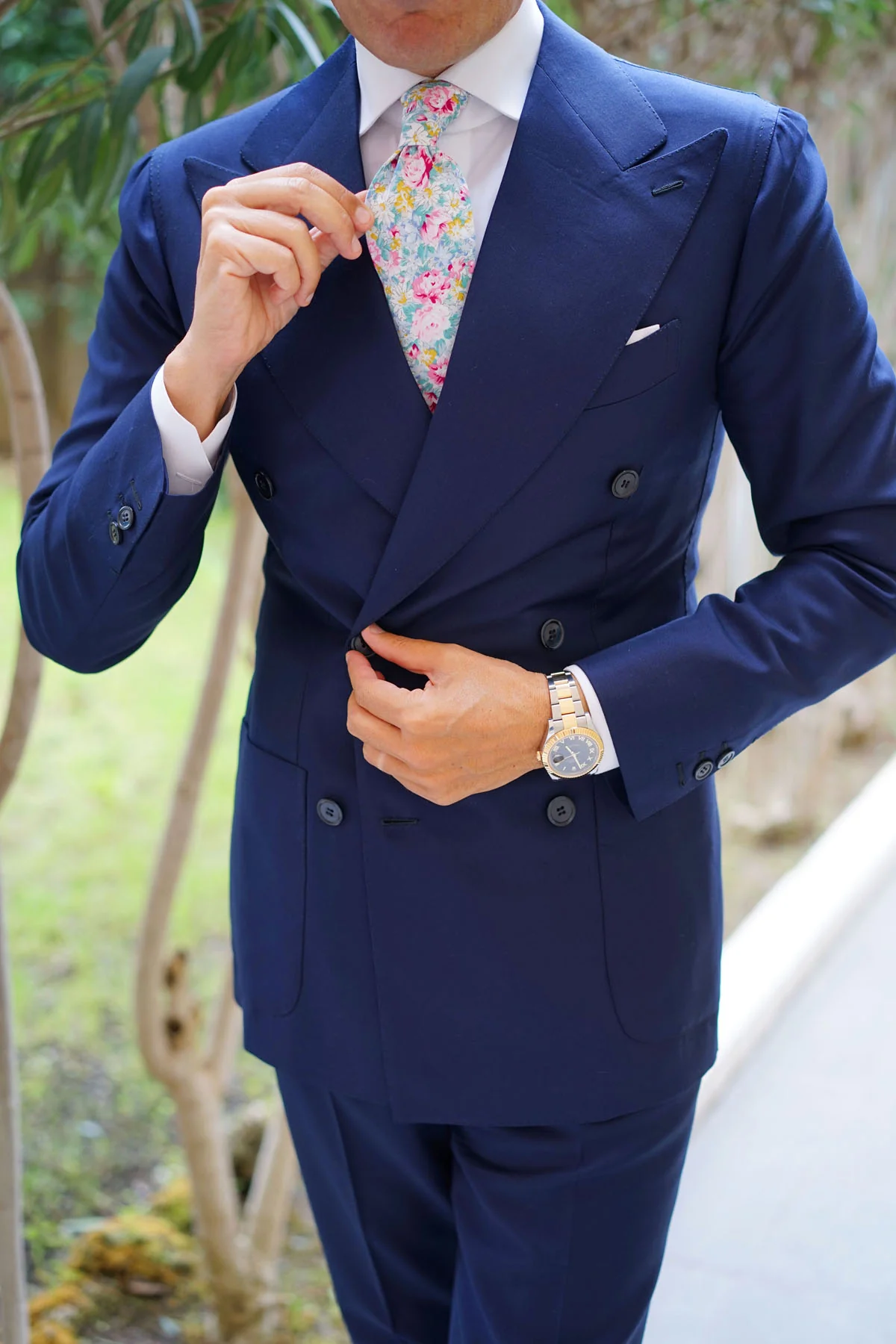 Shinjuku Floral Necktie - Image 13