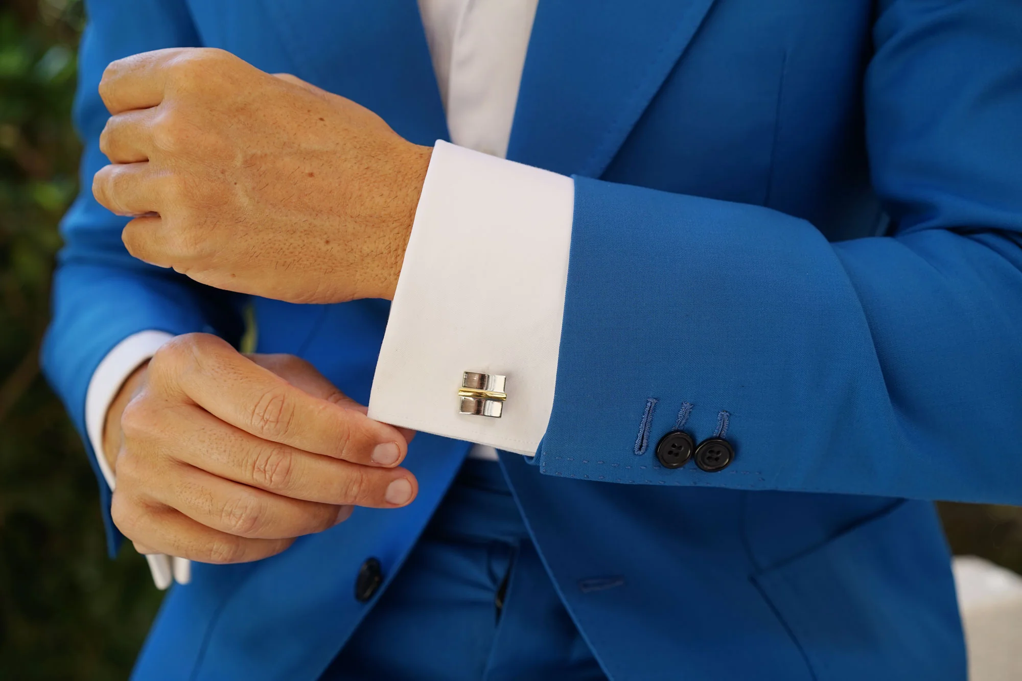 Touch of Gold Cufflinks - Image 8