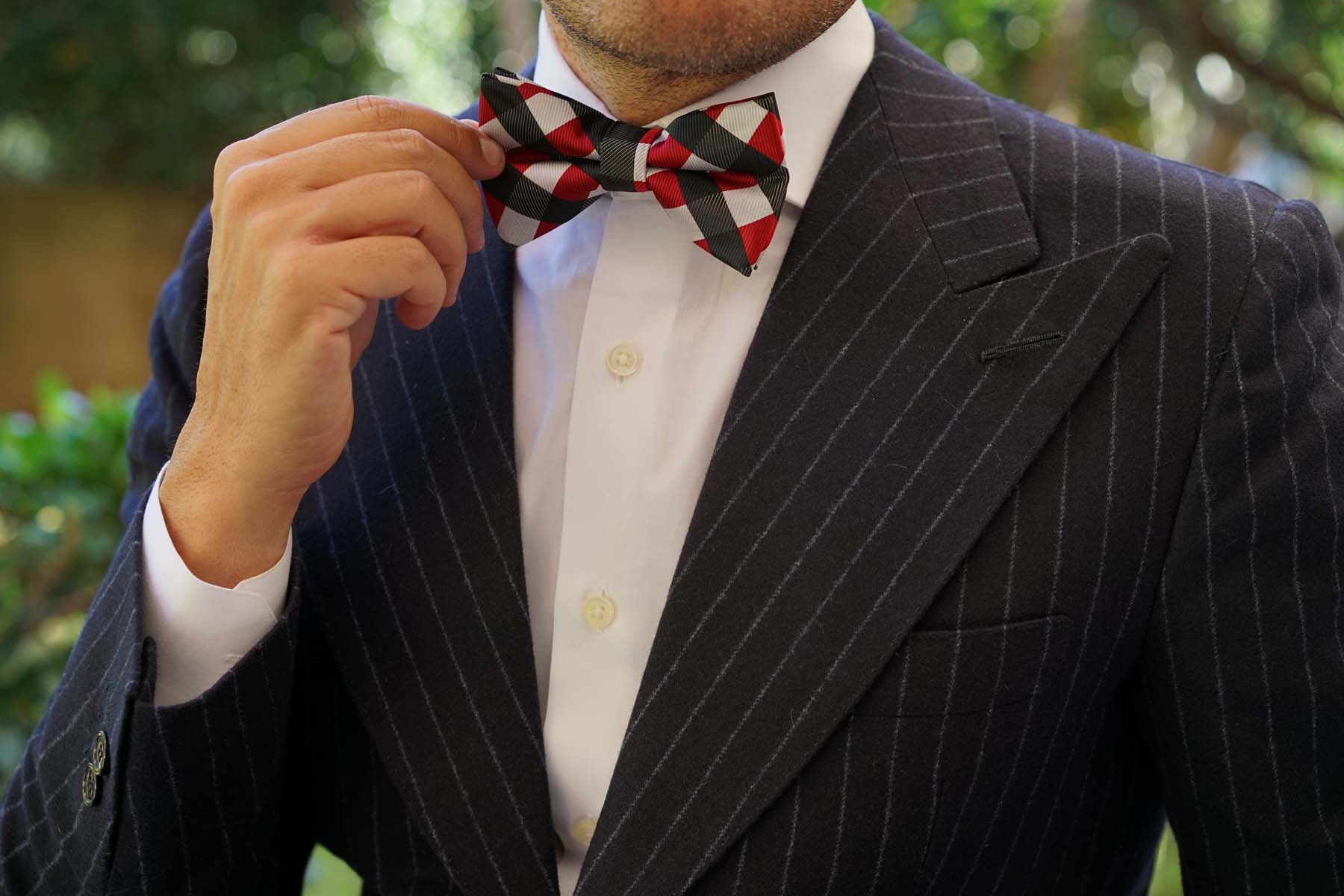 White Black Maroon Checkered Bow Tie - Image 7