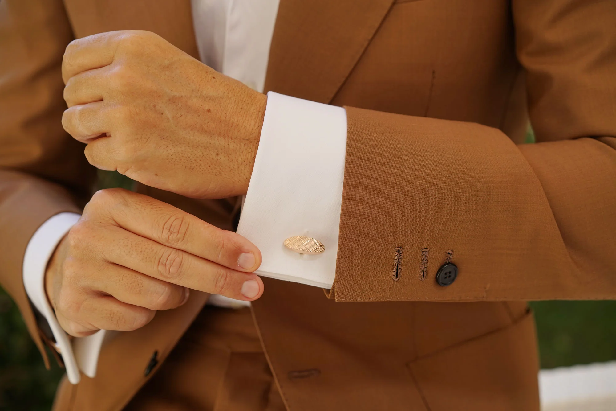 William the Conqueror Rose Gold Cufflinks - Image 6