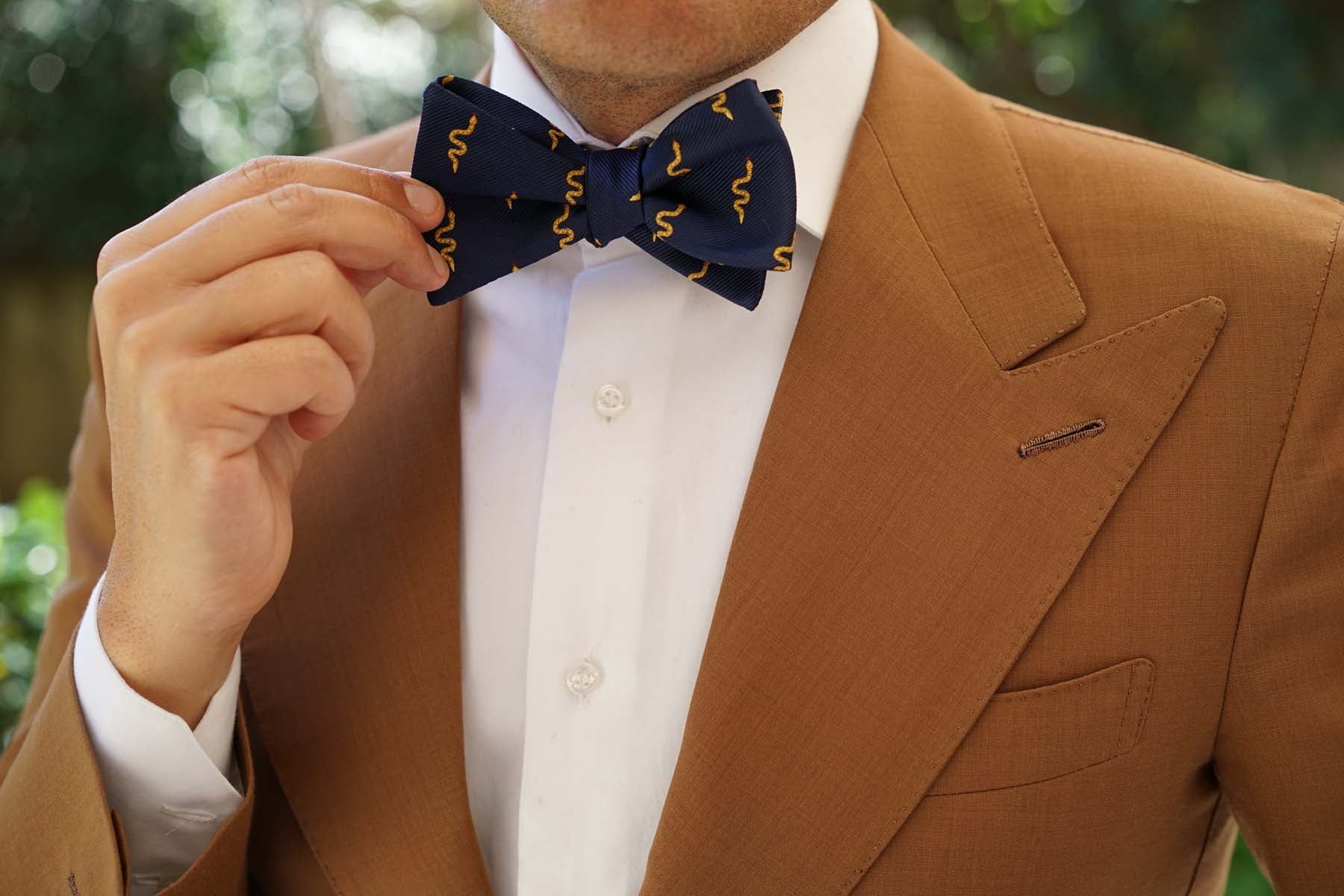Yellow Snake Self Bow Tie - Image 6