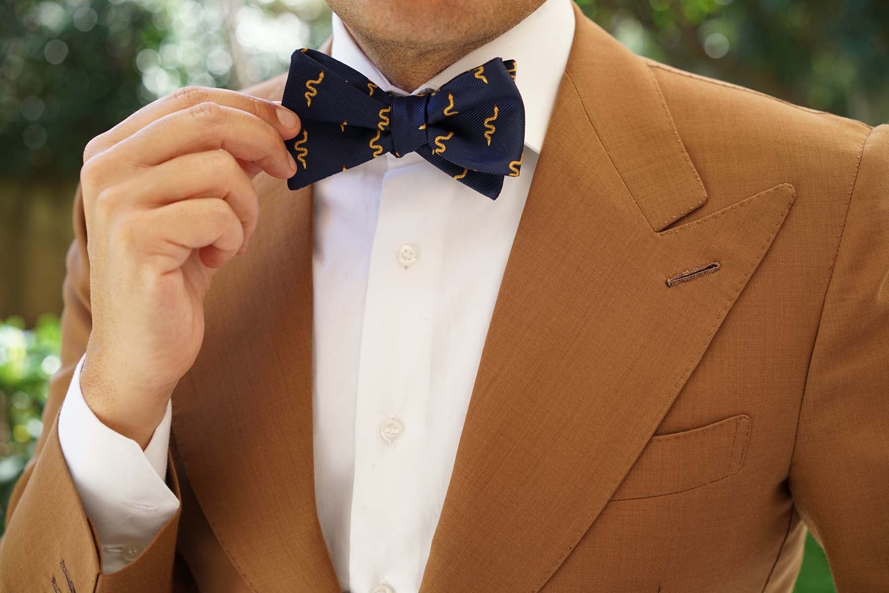 Yellow Snake Self Bow Tie - Image 7